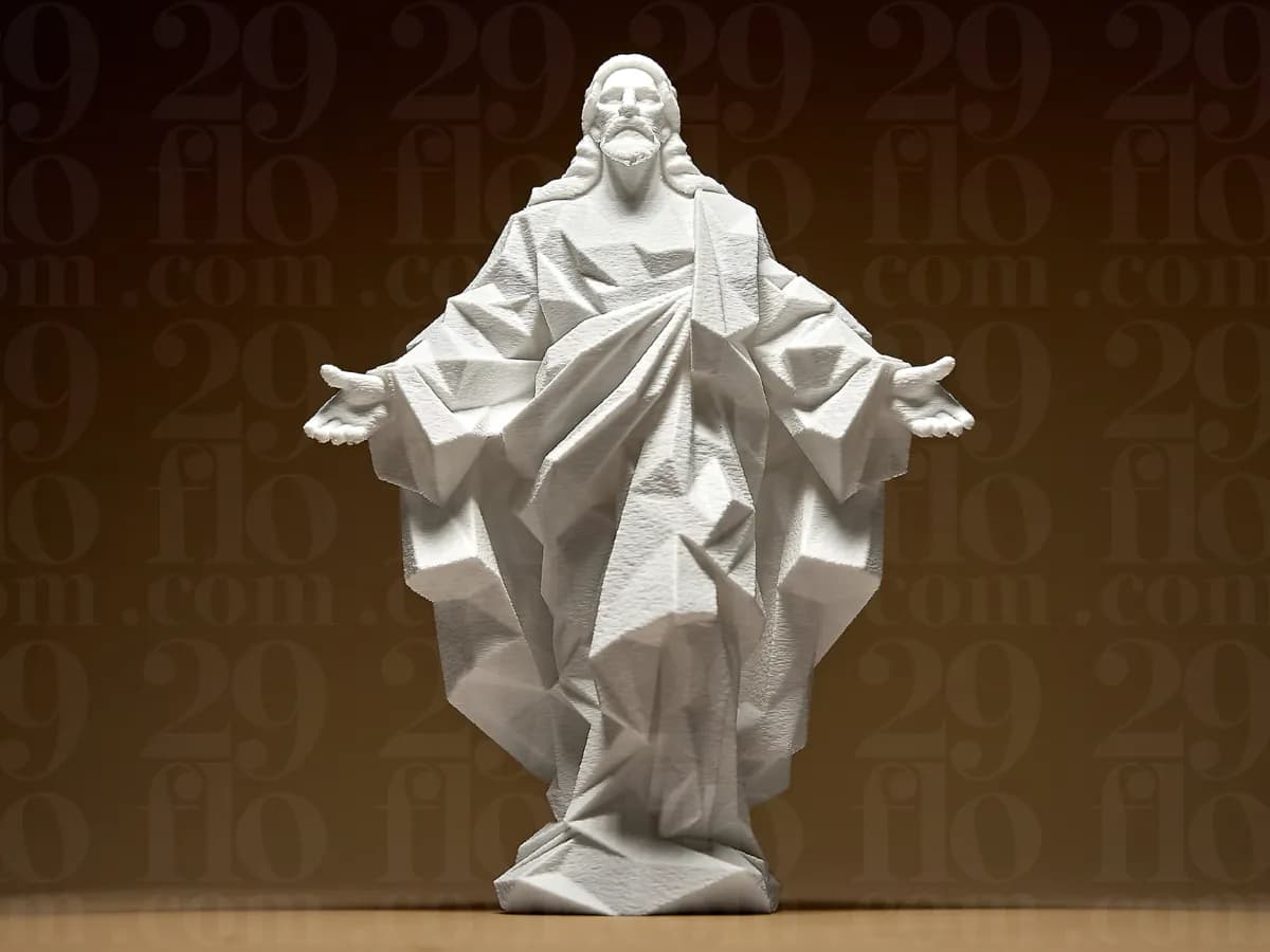 Estátua Geométrica de Jesus