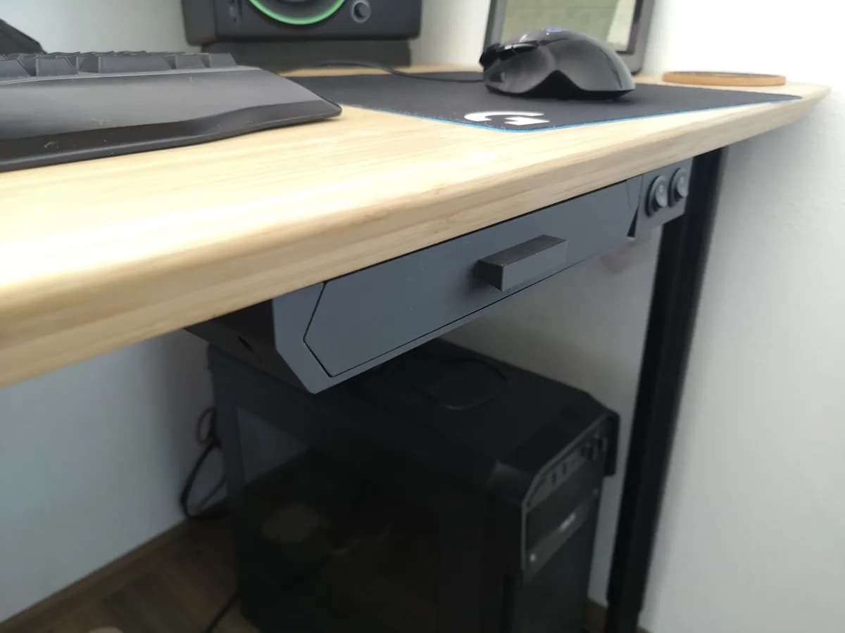 Gaveta sob a mesa