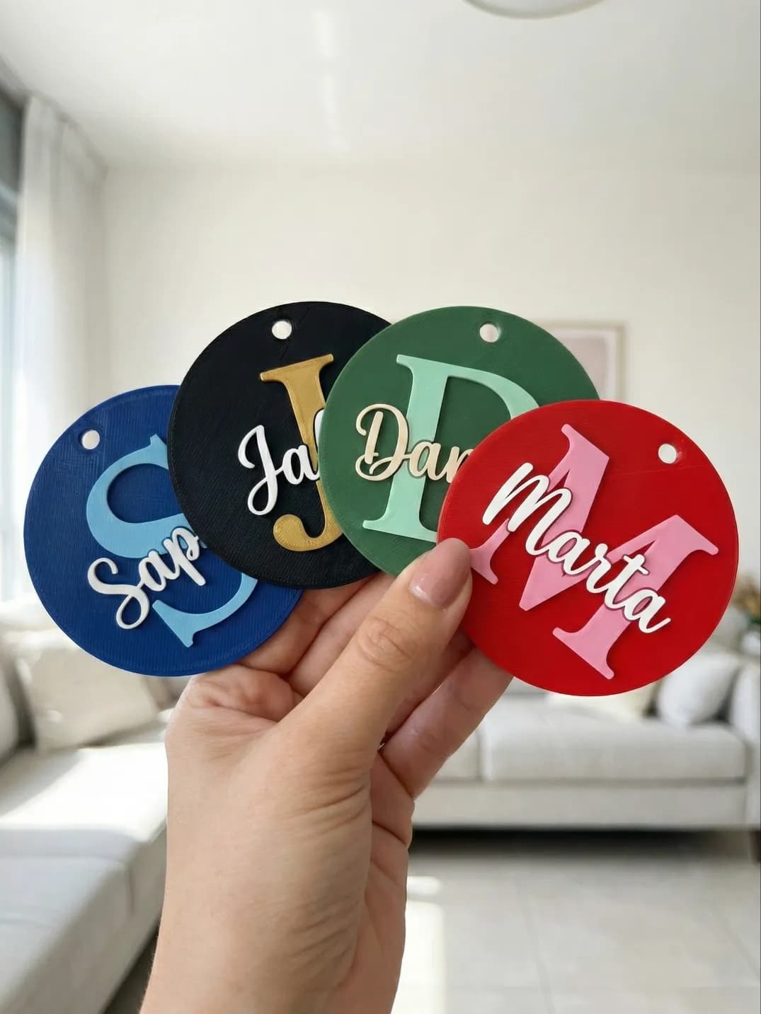 Etiqueta e Chaveiro de Nome Personalizado