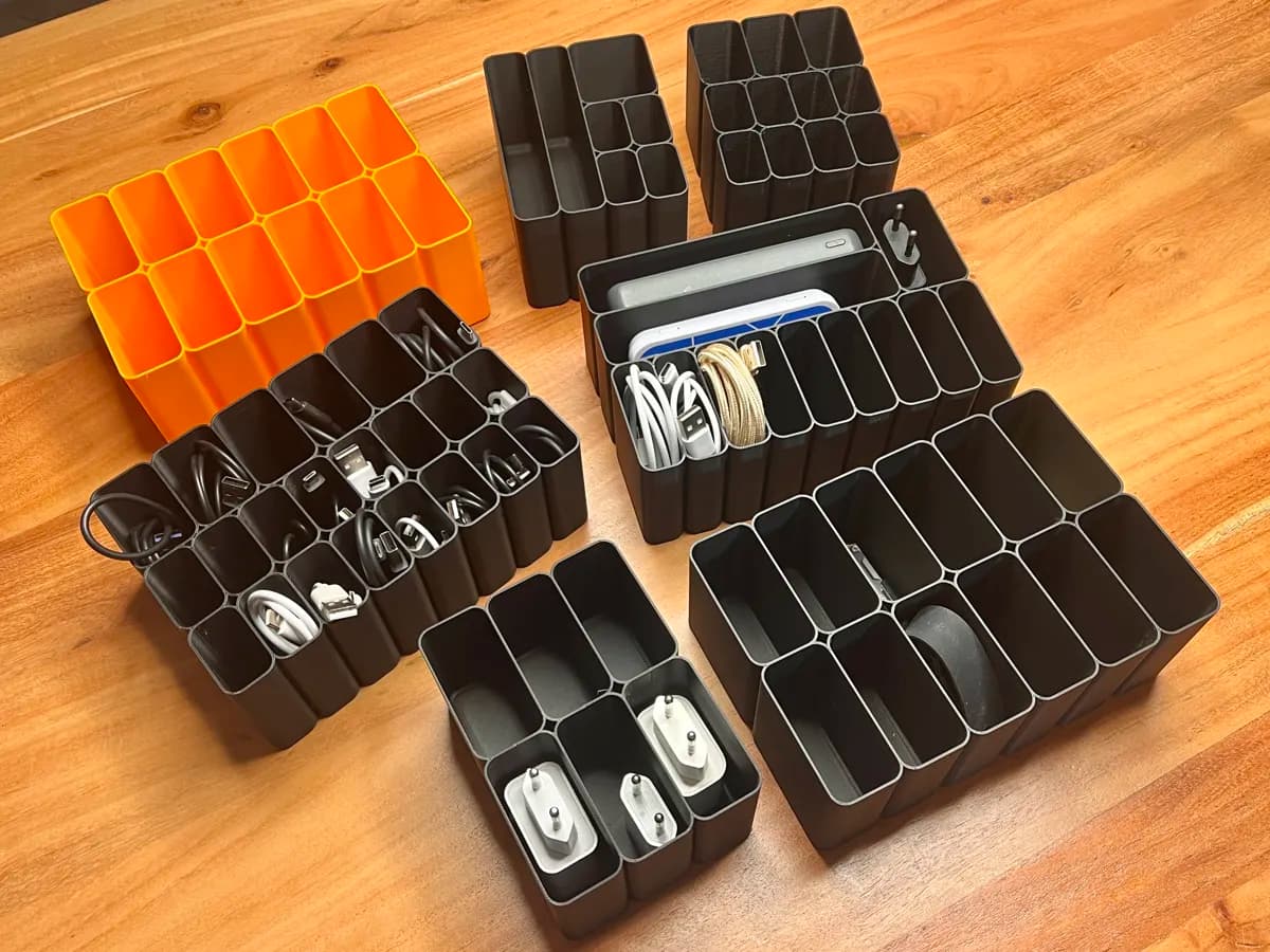 Organizador de Cabos USB de Mesa