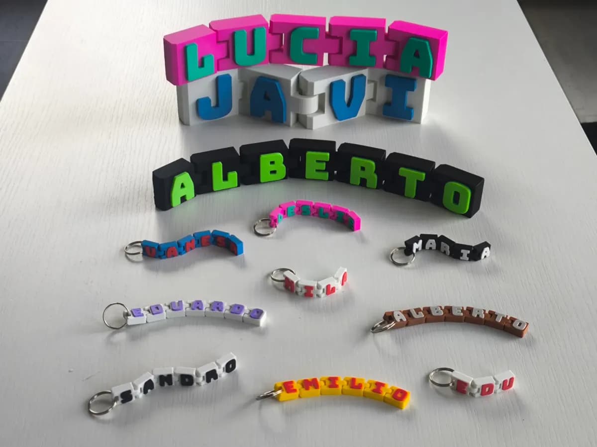 Chaveiro de Nome Personalizado Clássico