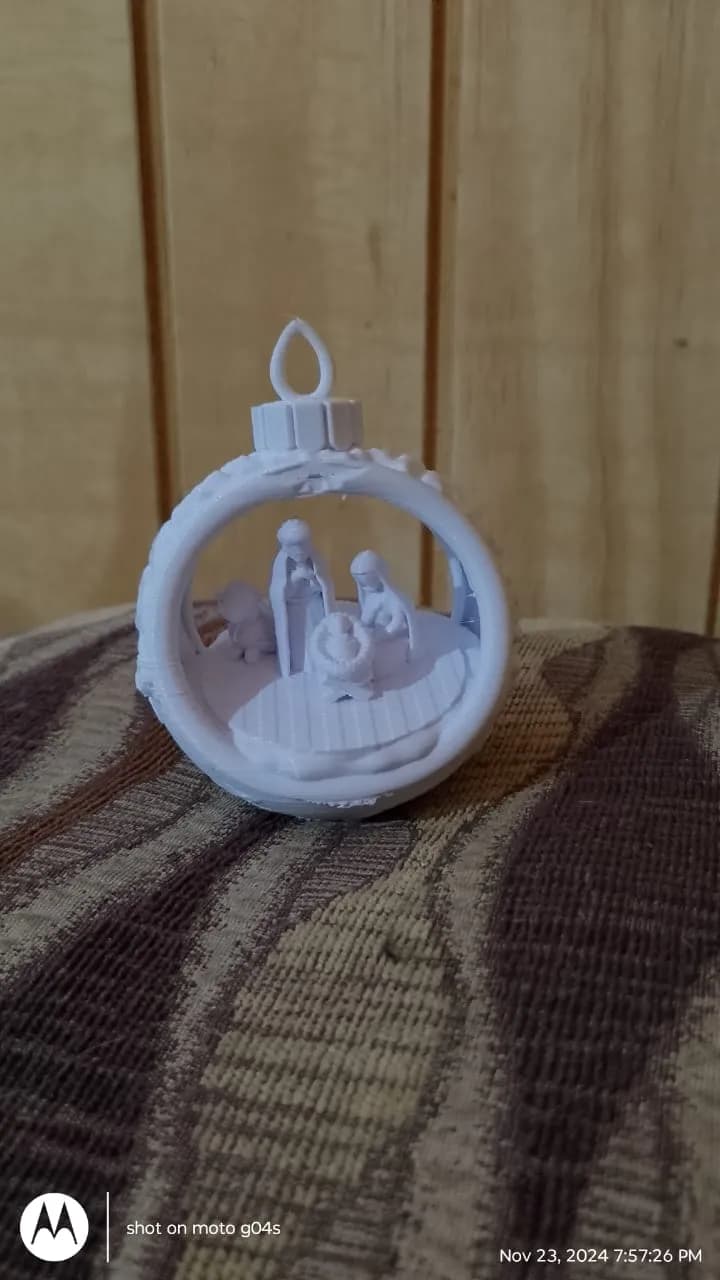Bola de Natal com Presépio
