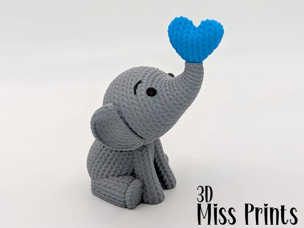 Elefante de Tricô com Coração