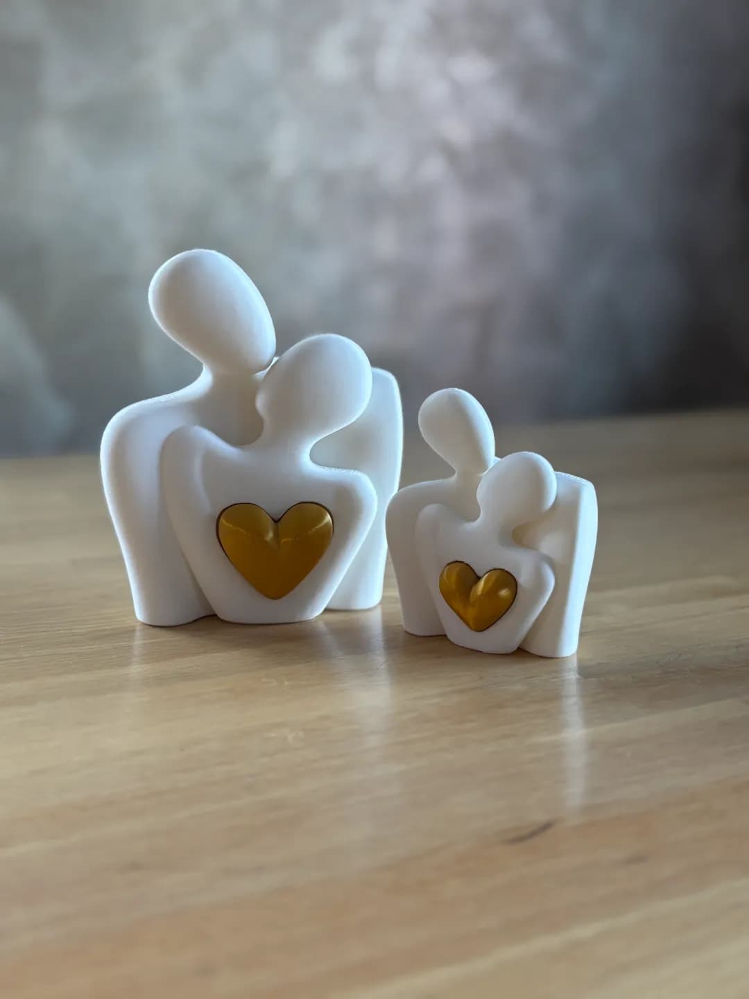 Casal Apaixonado com Coração