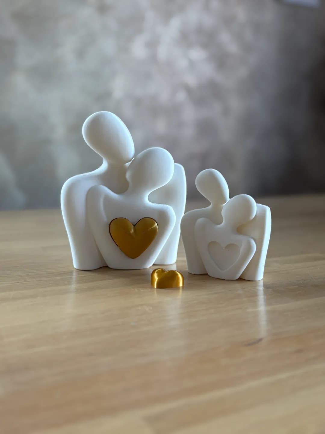 Casal Apaixonado com Coração