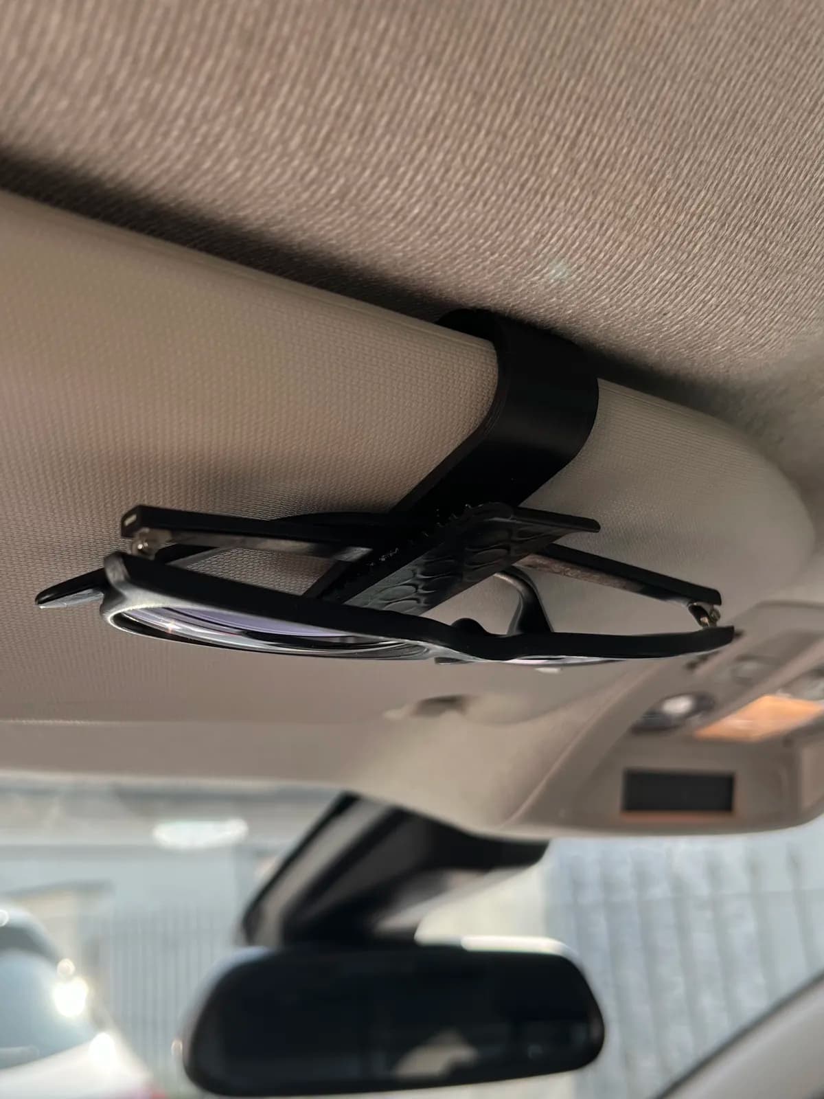 Porta-Óculos para Para-Sol do Carro